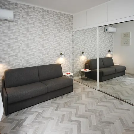 Bligny 42 - Bocconi Apartmán *