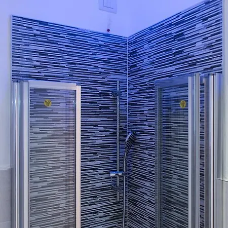 4rooms ميلان