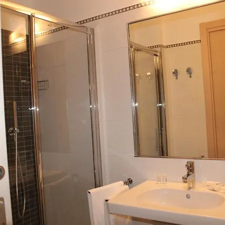 House Beatrice Гостевой дом Милан