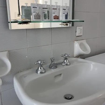 Italianway-piacenza Apartment