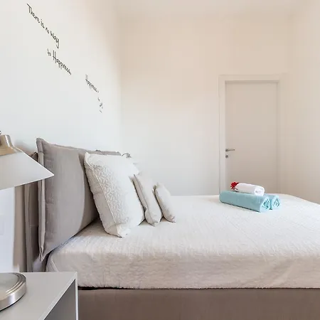 Alessia's Flat - Affori Milan