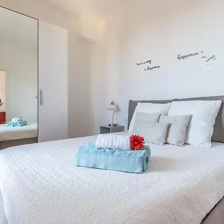Alessia's Flat - Affori Apartment *