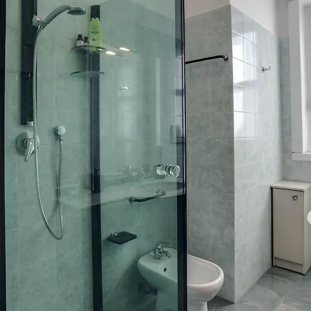 Apartment Friendly Close To Central Station