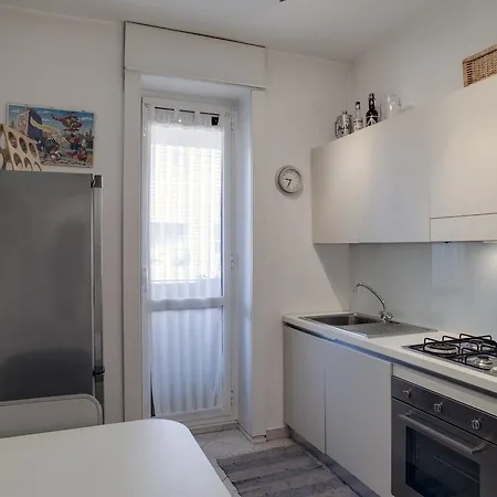 Friendly Close To Central Station Apartment