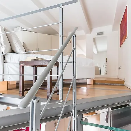 Alessia's Flat- Porta Romana M3 Appartamento Milano