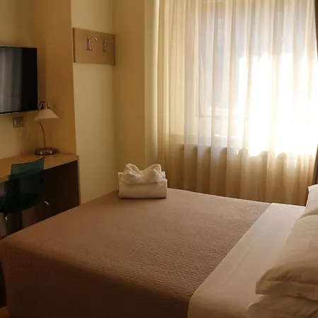 拉玛尼纳酒店 3*