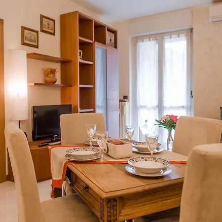 Lorenteggio Balcony Flat