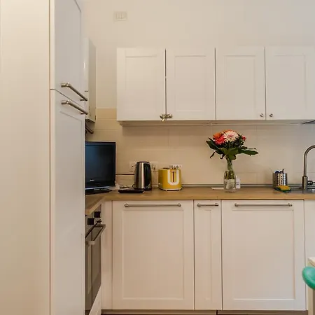 Porta Romana Charming Flat