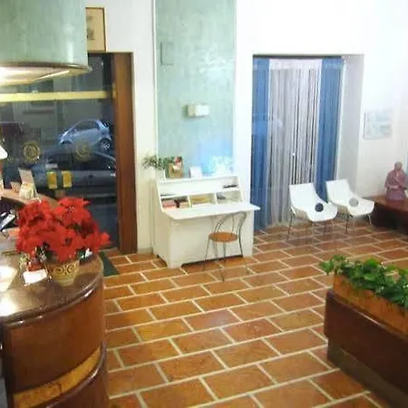 Virgilio Otel 2*