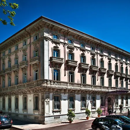 Chateau Monfort - Relais & Chateaux 5*