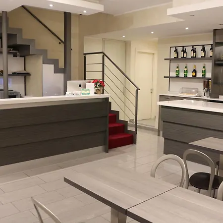 拉玛尼纳酒店 酒店