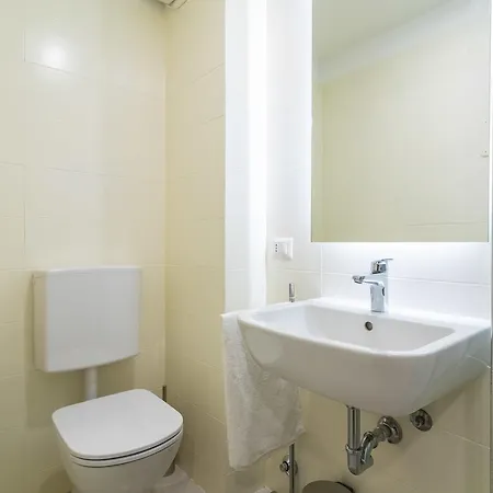 Residenza Cornaggia 公寓