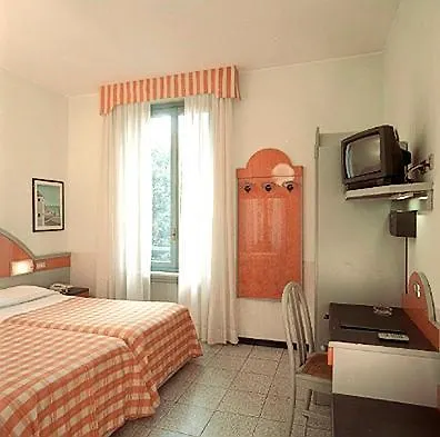 Mazzini Hotel Letoianni