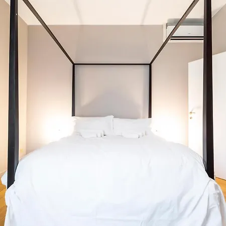 Residenza Cornaggia 公寓