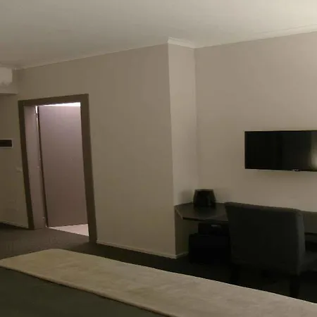 Zuretti 61 3* Mediolan