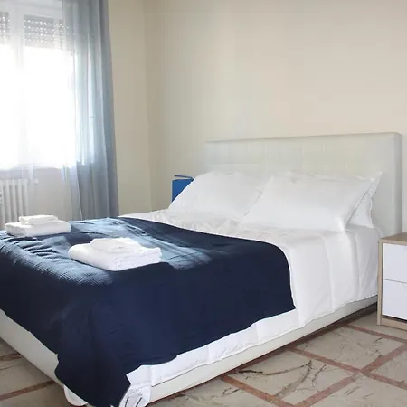 Lotus Bed & Breakfast Milano