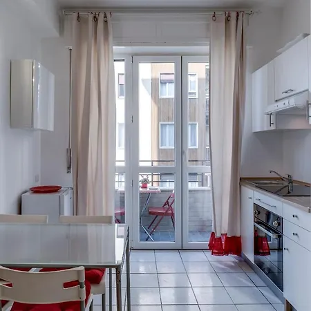 Bellissimo Bilocale In Zona San Siro Fiera Appartement