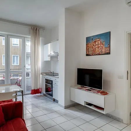 Bellissimo Bilocale In Zona San Siro Fiera Appartement Milan