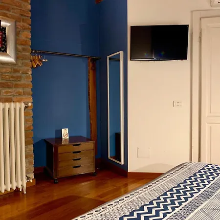 Porta Ronca - B&b, & Apts 3* 罗镇