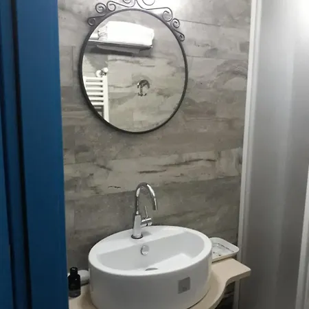 Sira House 게스트하우스