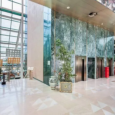 Hotel Royal Garden Milano 4*