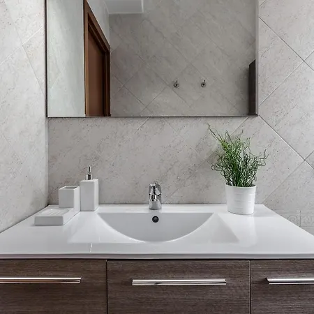 Appartement Suitelowcost Perfect In The Heart Of Milan
