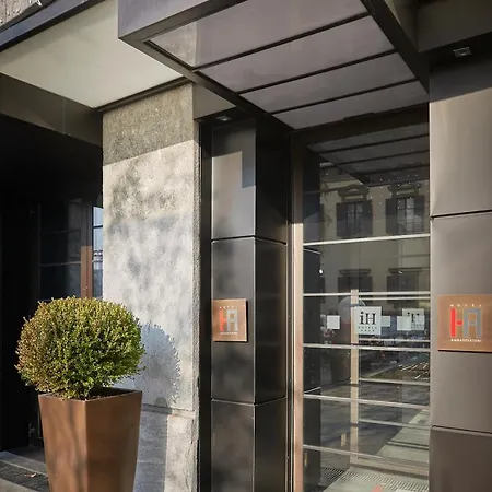 Szálloda Ih Ambasciatori 4*