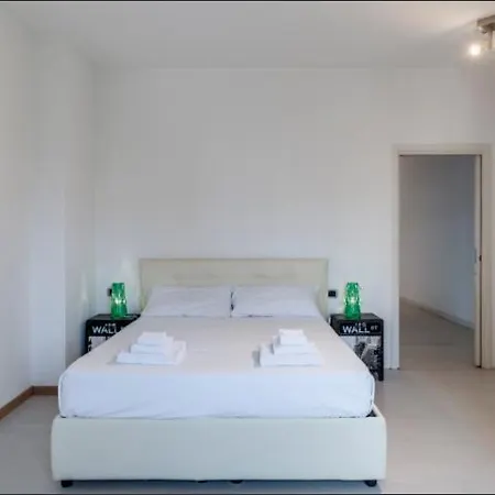 Apartment Modern In Maciachini Area *