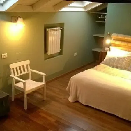 住宿加早餐酒店 Porta Ronca - B&b, & Apts 罗镇