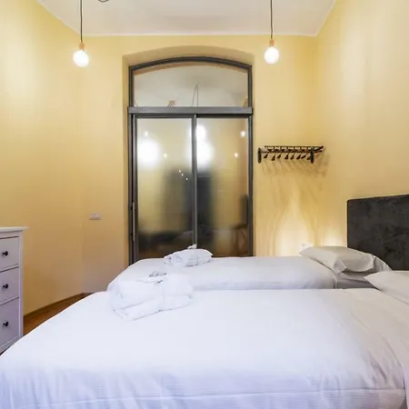 아파트 Suitelowcost Magenta 밀라노
