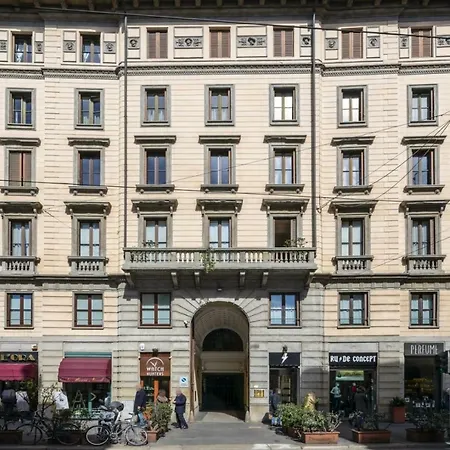 Suitelowcost Magenta 아파트