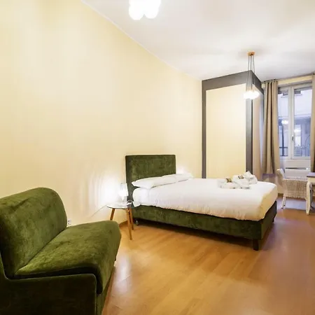 아파트 Suitelowcost Magenta 밀라노