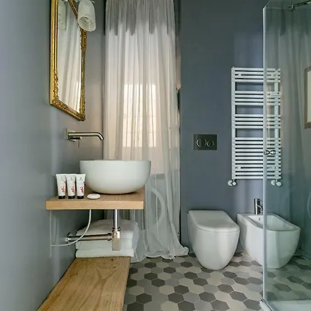 Via Francesco Guicciardini By Onefinestay