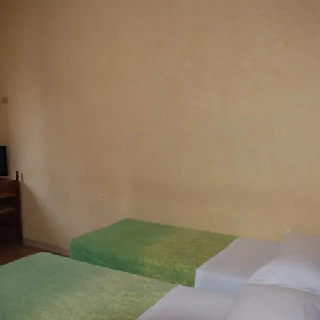 Verona Hotel *