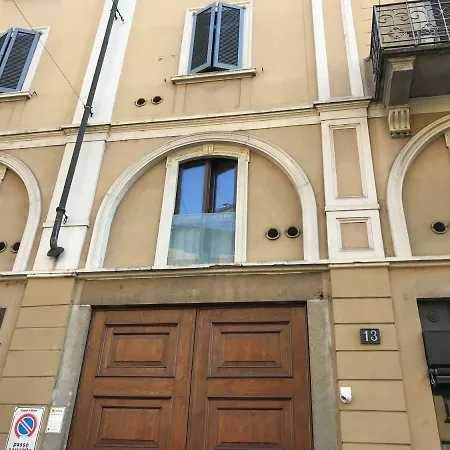 Lovelyloft- Via Vigevano Apartment