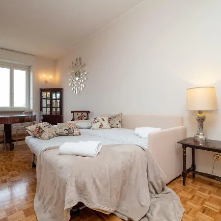 The Best Rent - Spacious With View * Milano