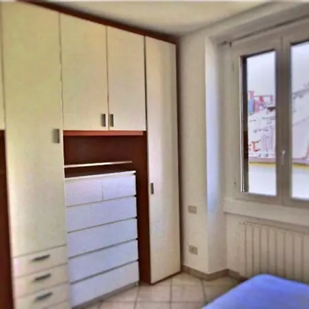 Delizioso Bilocale Adiacente Navigli Апартаменты Милан