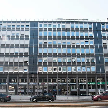 Youhosty - Pisani Big 13 Apartment *