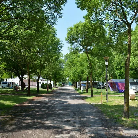 Kamp alanı Village Citta Di Milano