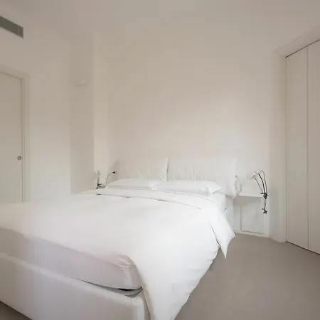 Apartment Brera Fiori Chiari