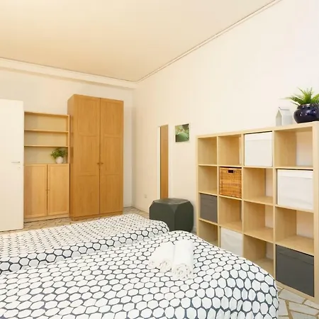 The Rent - Maciachini Two Bedroom * Mediolan