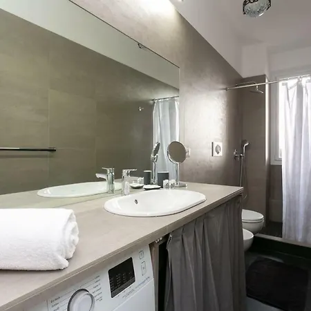 The Rent - Maciachini Two Bedroom Apartament Mediolan