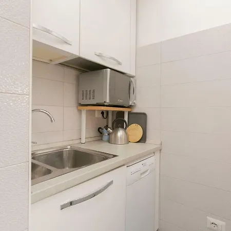 The Rent - Maciachini Two Bedroom Mediolan