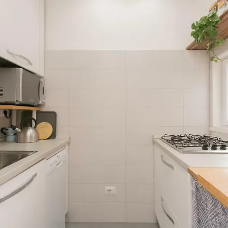 The Rent - Maciachini Two Bedroom * Mediolan