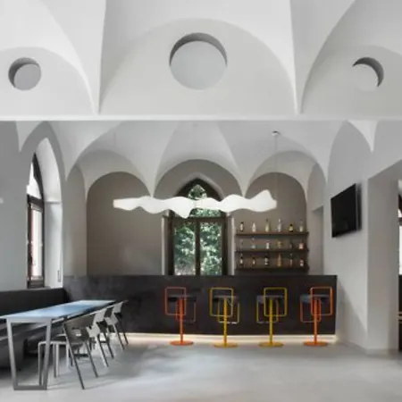 Hotel Babila & Bistrot Milán