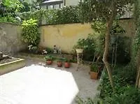 Apartment Viale Corsica Milan