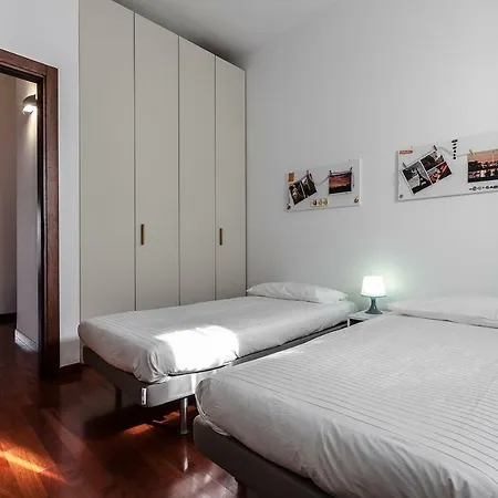 Darsena Apartment, 6 Guests, 2 Bdr, Neighborhood, Navigli アパート *