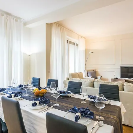 Hemeras Boutique Homes - Large Design Near Duomo Cathedral * Milão