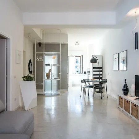 Lovely Cenisio Appartement