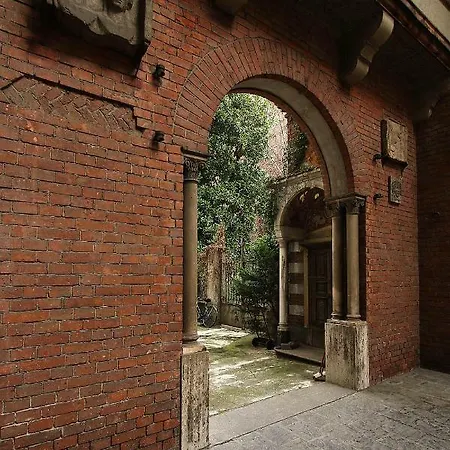 Sahi - Residenza Bianca Di Savoia * Milán